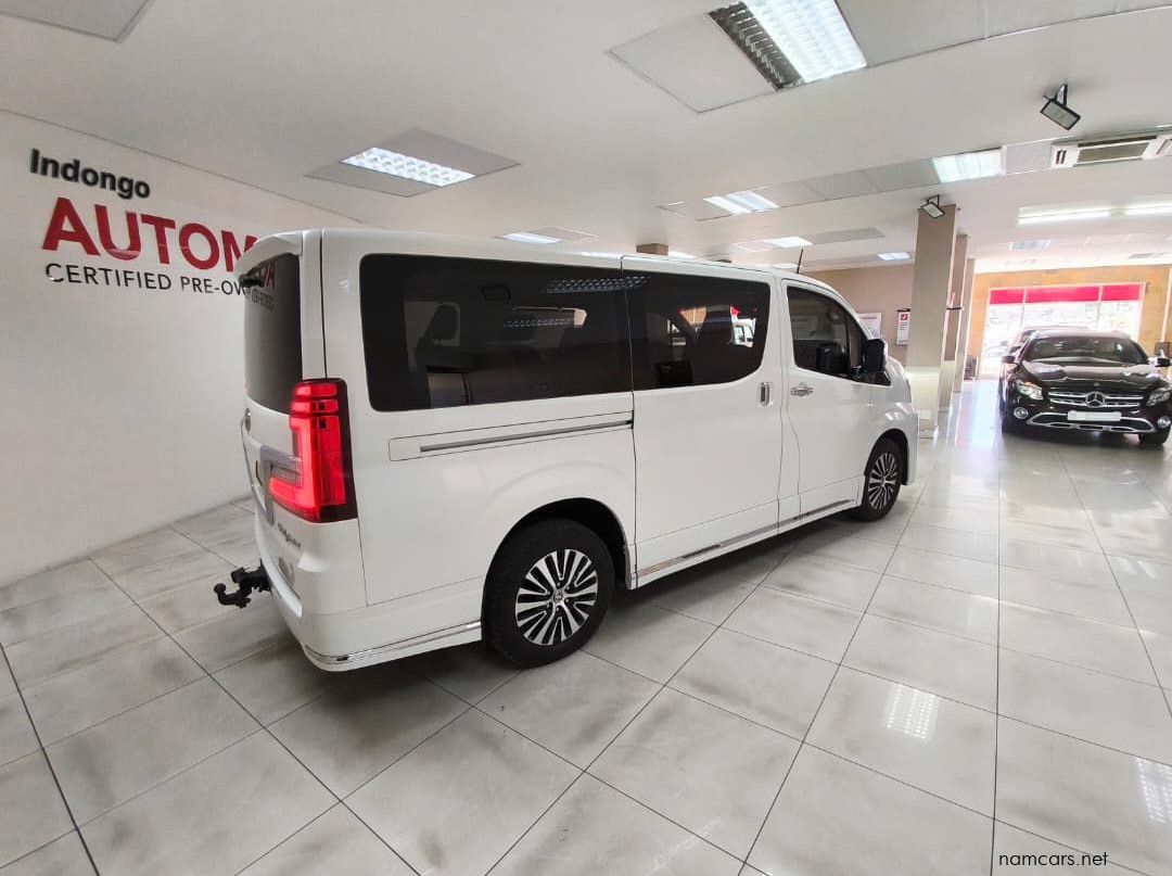 2021 Toyota Quantum 2.8 Vx 9 Seat pictures