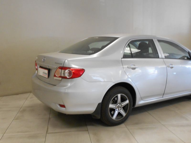 2013 Toyota corolla 1.3 pictures