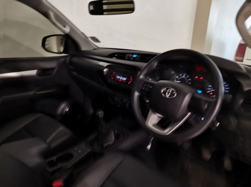 2021 Toyota Hilux 2.7 VVTI RB S 5MT (C02) pictures