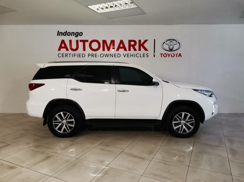 2018 Toyota Fortuner 2.8gd-6 R/b A/t pictures