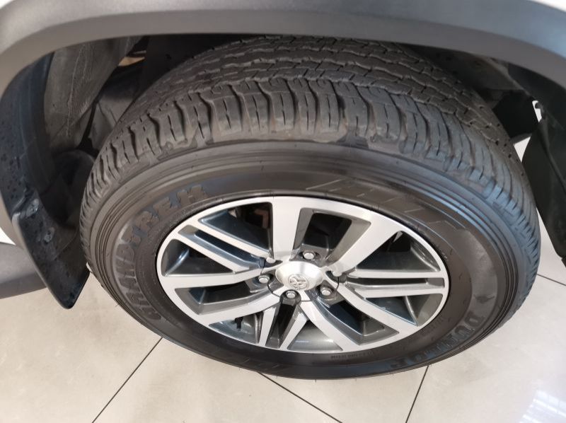 2018 Toyota Fortuner 2.8gd-6 R/b A/t pictures