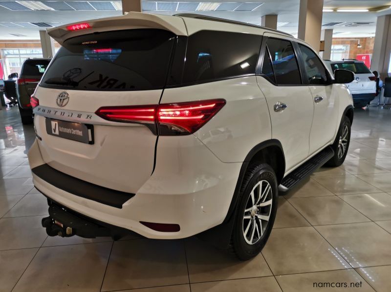 2018 Toyota Fortuner 2.8gd-6 R/b A/t pictures