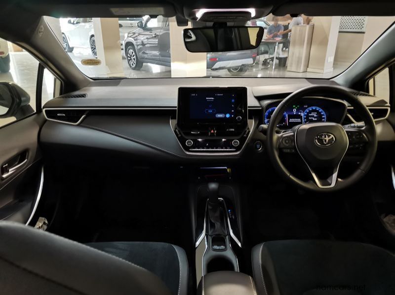 2023 Toyota Corolla Hatch 2.0 XR (49V) pictures