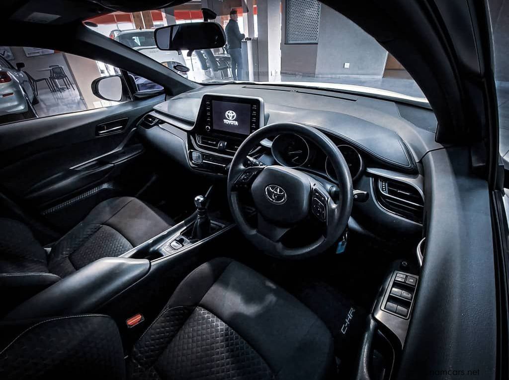 2021 Toyota C-hr 1.2t pictures