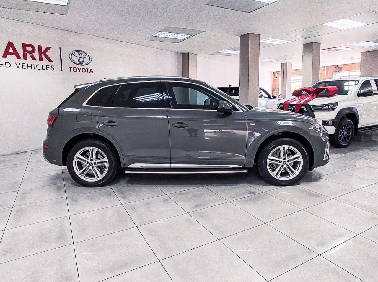 2023 Audi Q5 40 Tdi Quattro Stronic S Line pictures