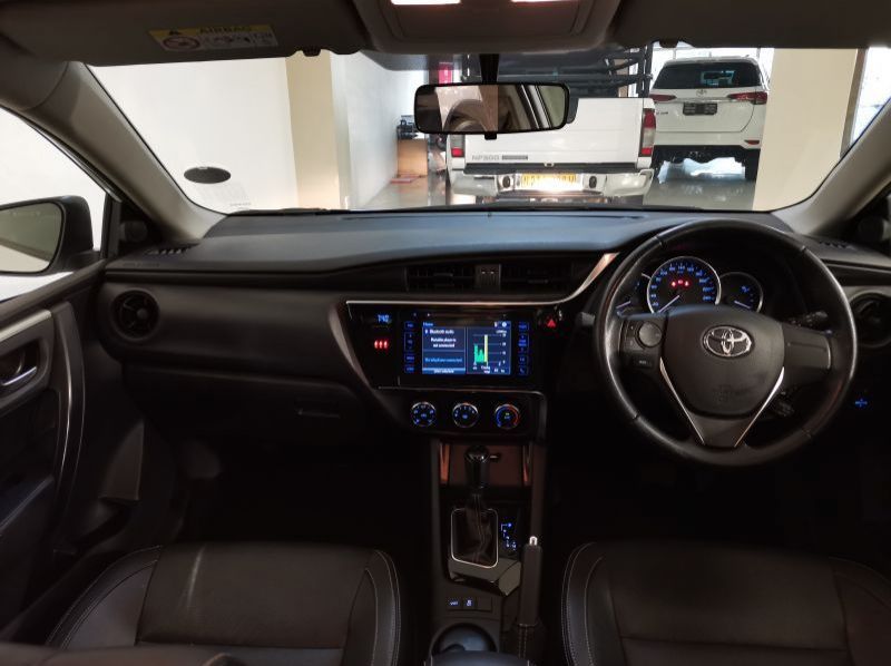2018 Toyota Corolla 1.6 Prestige Cvt pictures