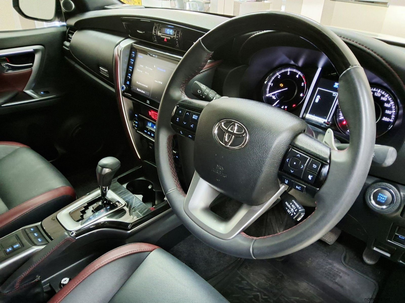 2025 Toyota FORTUNER 2.8GD6 4X4 VX A/T pictures