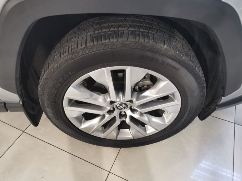 2020 Toyota Rav4 2.5 Vx A/t Awd pictures