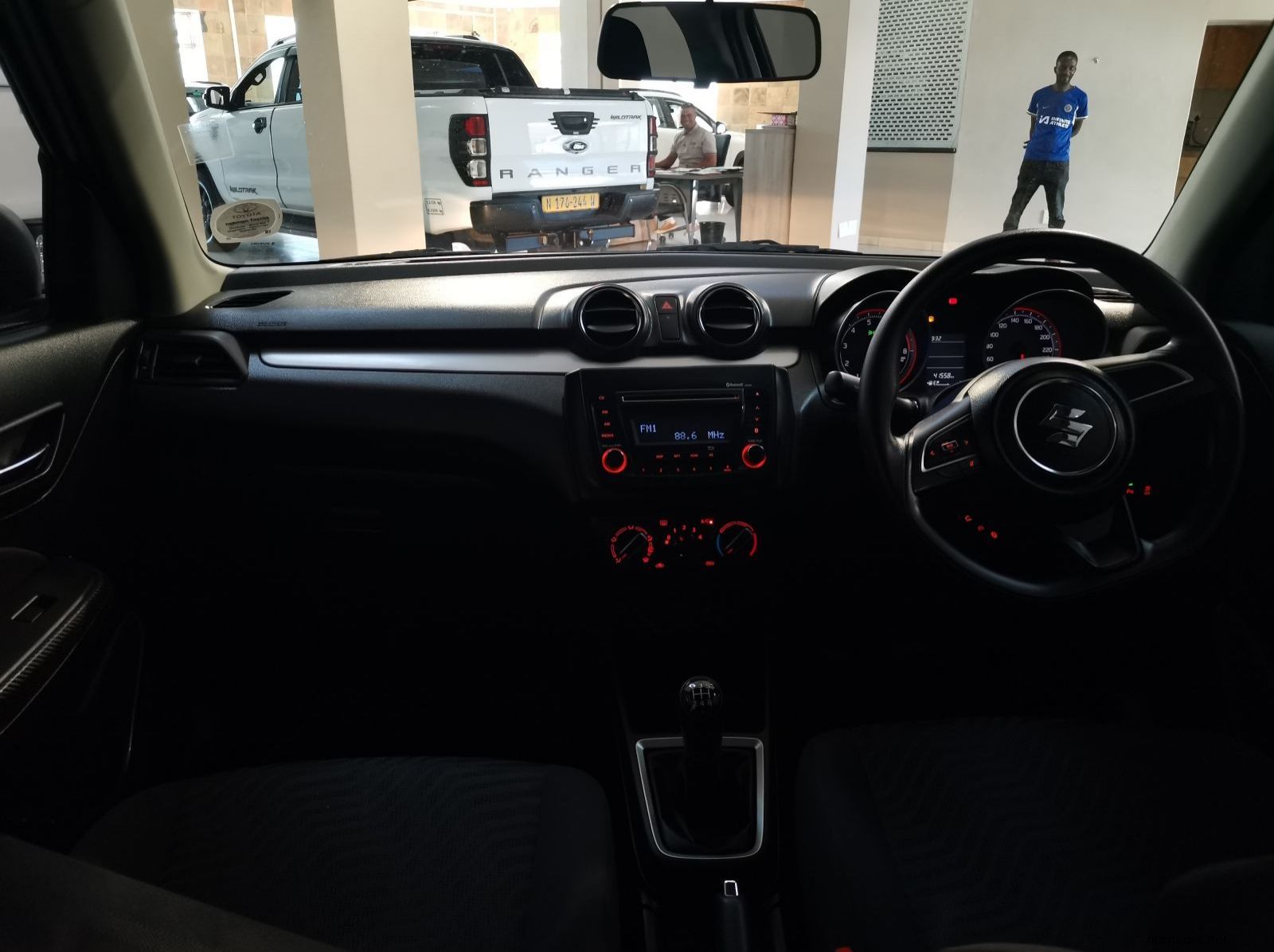 2021 Suzuki Swift 1.2 Gl pictures