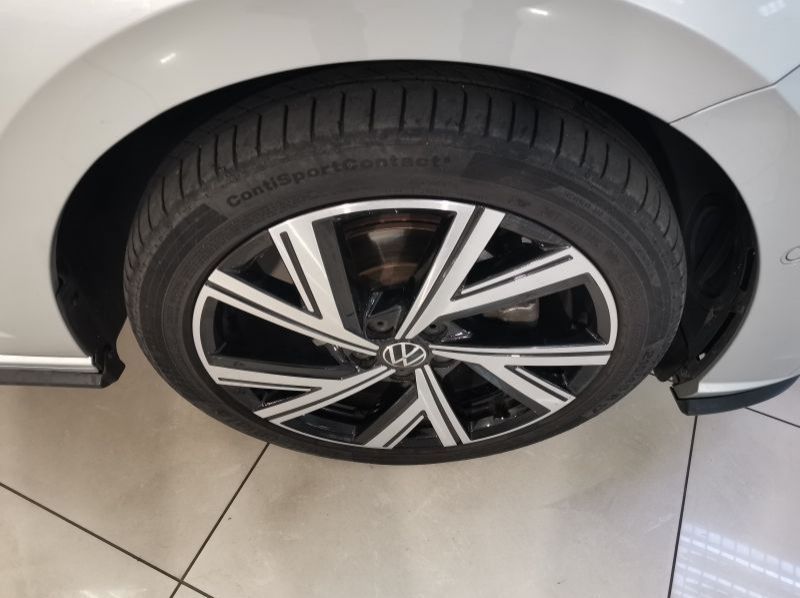 2022 Volkswagen Polo 1.0 Tsi R-line Dsg pictures