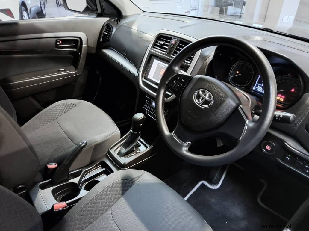 2022 Toyota Urban Cruiser 1.5 Xs A/t pictures
