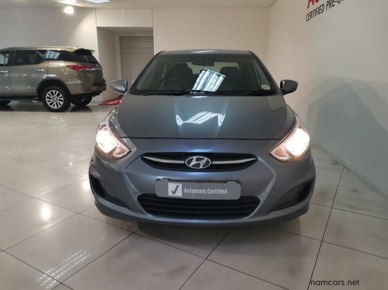 2016 Hyundai Accent 1.6 Gl/motion pictures