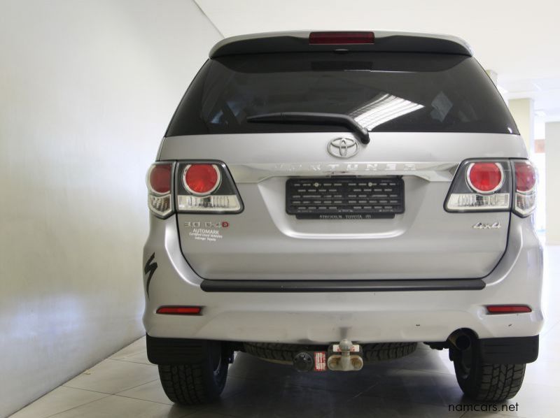 2016 Toyota Fortuner pictures