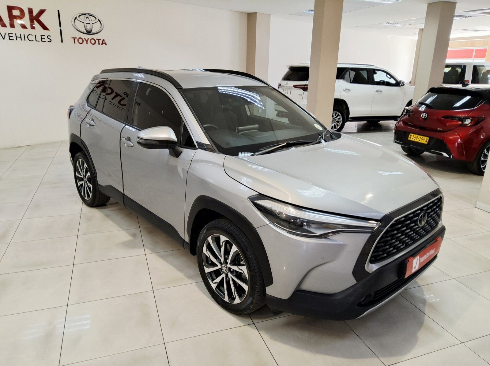 2023 Toyota Corolla Cross 1.8 Xr pictures