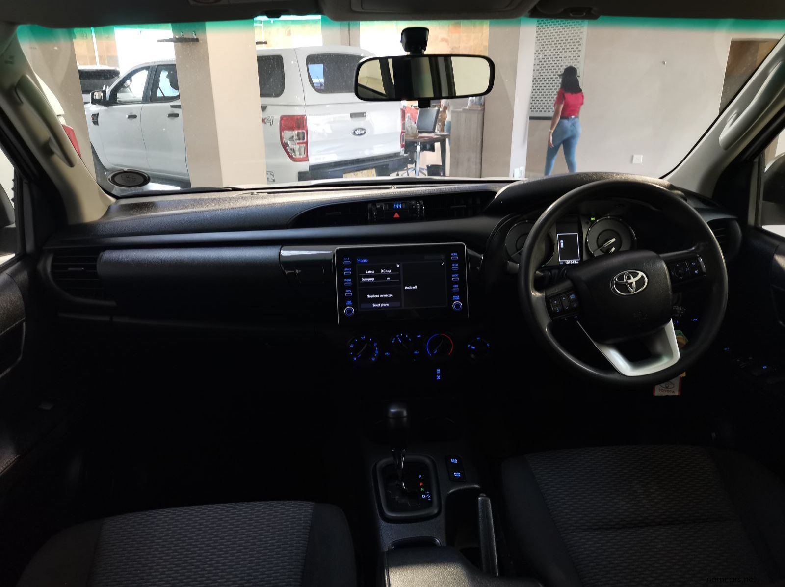 2021 Toyota Hilux 2.4 Gd-6 Raider 4x4 A/t P/u D/c pictures