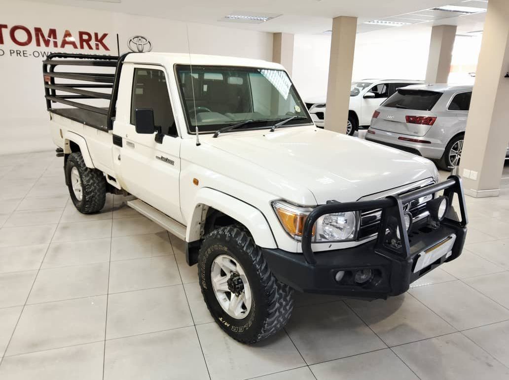 2021 Toyota Landcruiser 79 4.0p P/u S/c pictures