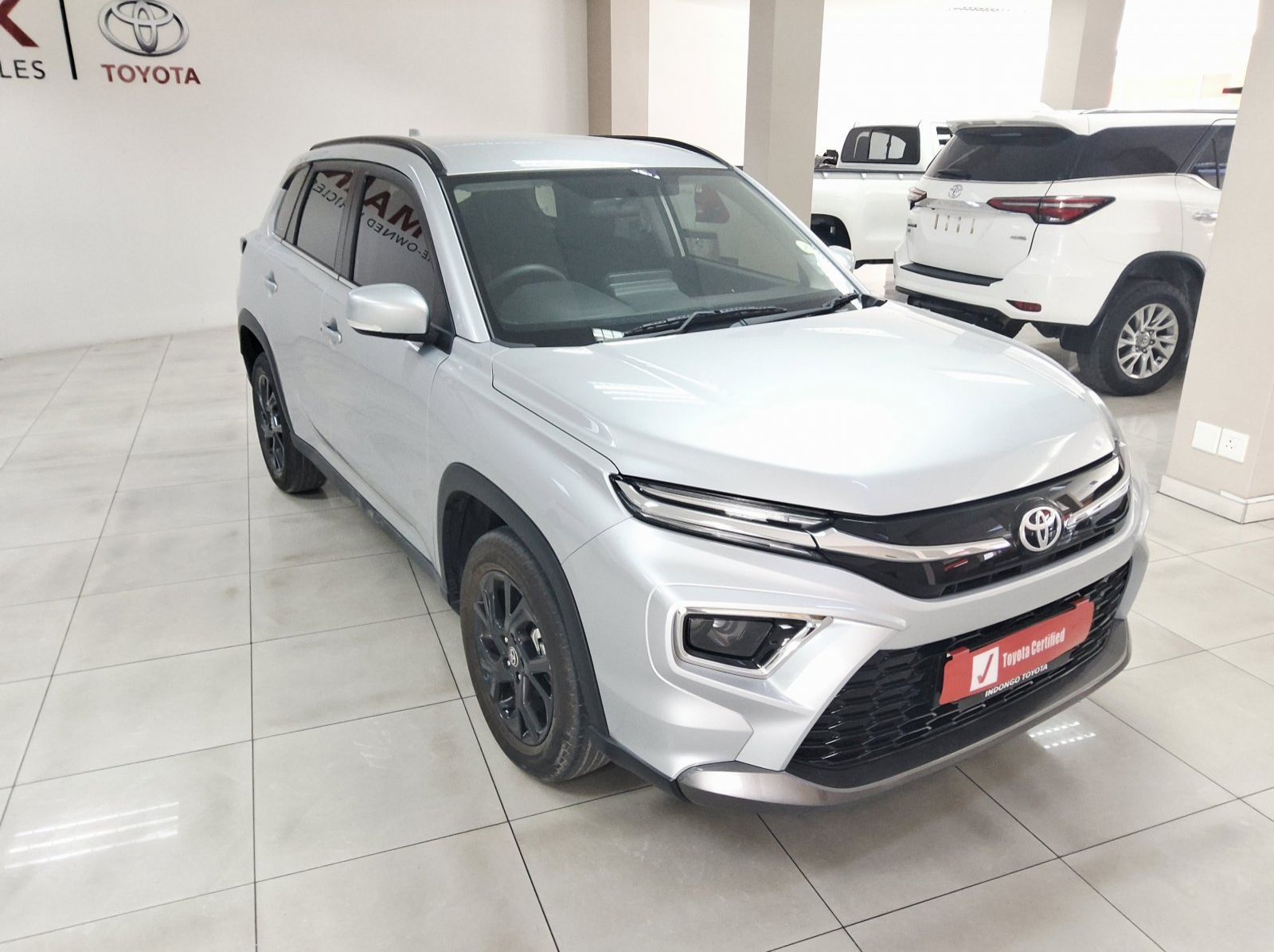 2026 Toyota URBAN CRUISER 1.5 xr A/T pictures