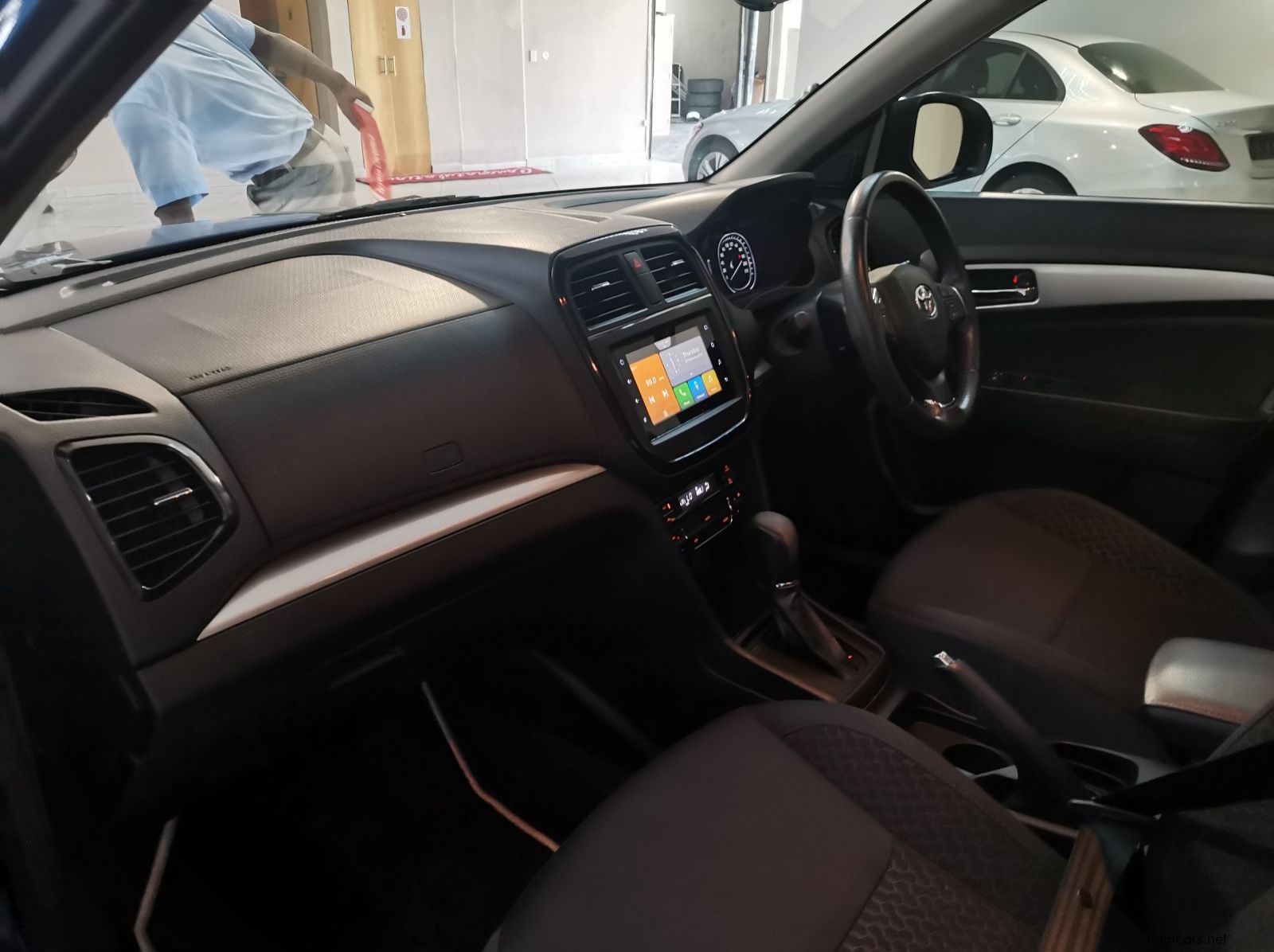 2023 Toyota Urban Cruiser 1.5xr A/t pictures