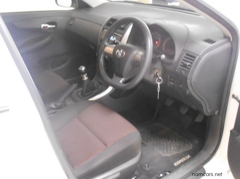 2017 Toyota COROLLA  1.6 QUEST pictures