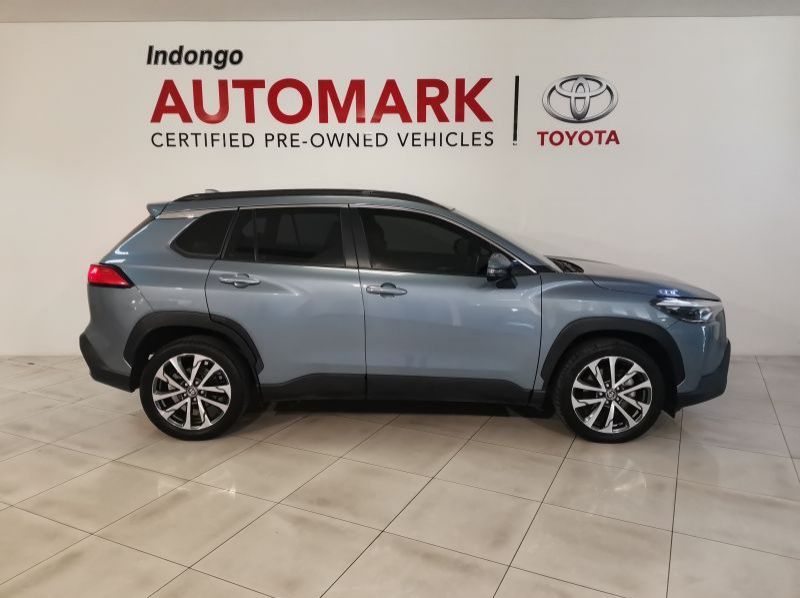 2022 Toyota Corolla Cross 1.8 Xr pictures