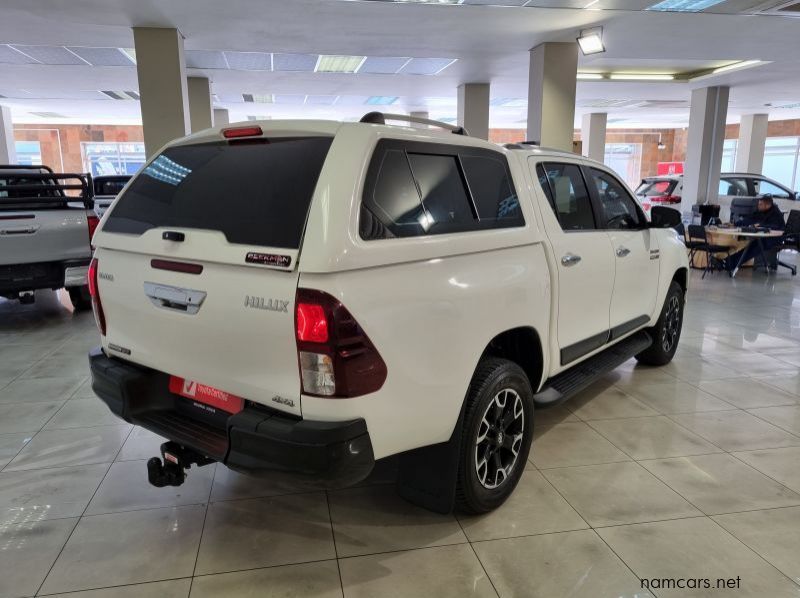 2020 Toyota Hilux 2.8 Gd-6 Raider 4x4 A/t P/u D/c Legend 50 pictures