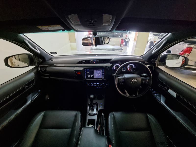 2020 Toyota Hilux 2.8 Gd-6 Raider 4x4 A/t P/u D/c Legend 50 pictures