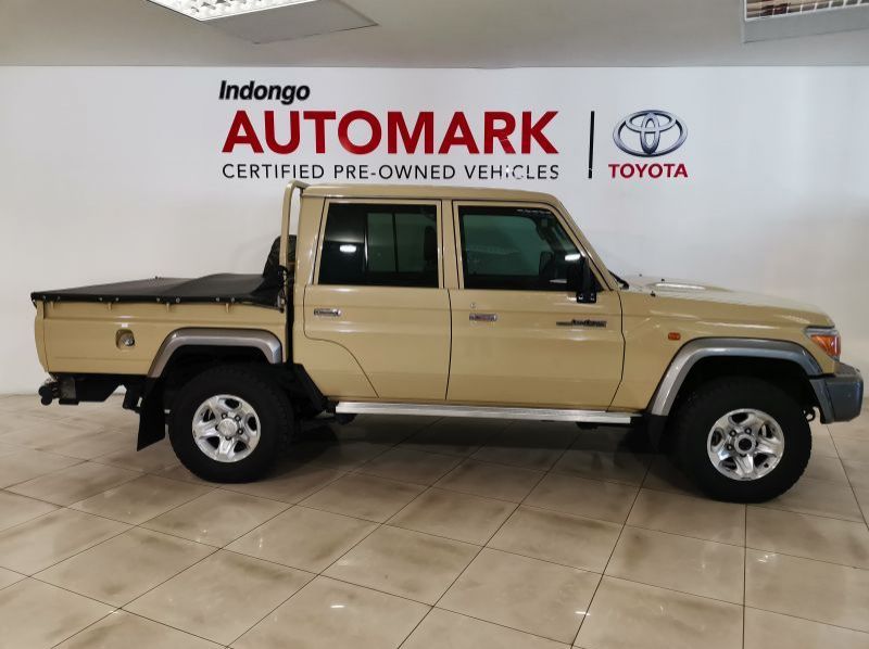 2019 Toyota Land cruiser 79 4.0p P/u D/c pictures