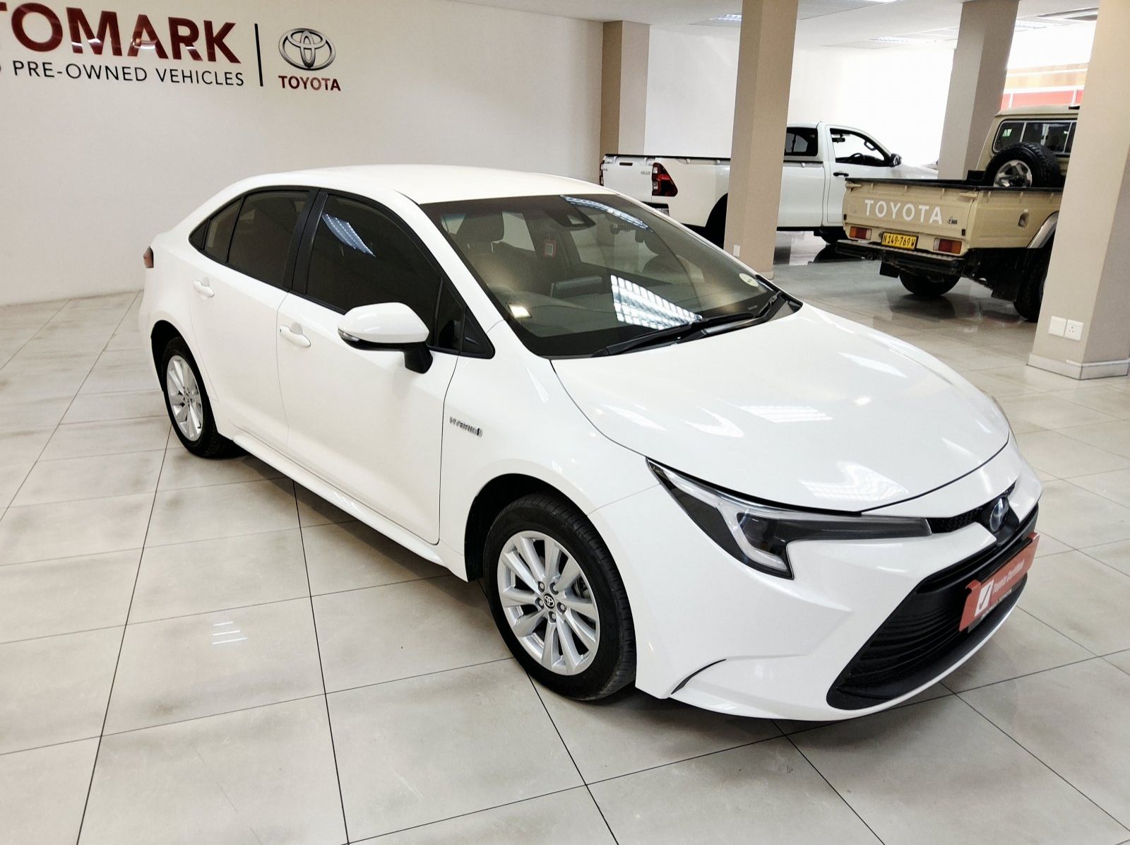 2025 Toyota Corolla 1.8 Xs HYBRID CVT pictures