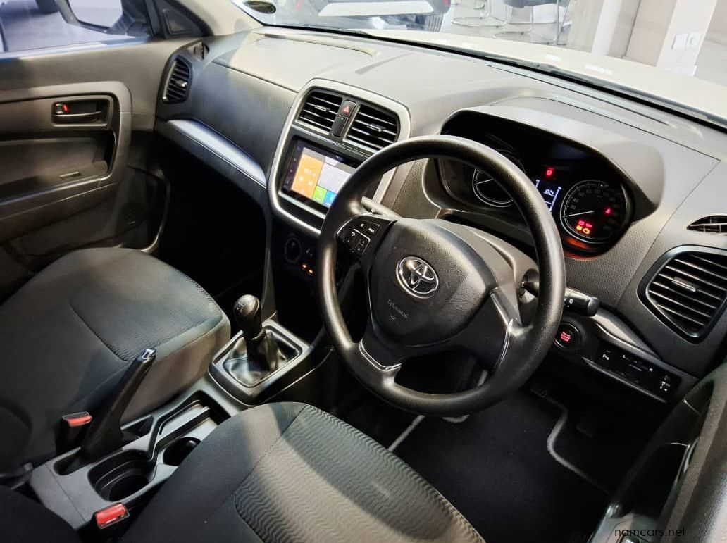 2022 Toyota Urban Cruiser 1.5 Xi pictures