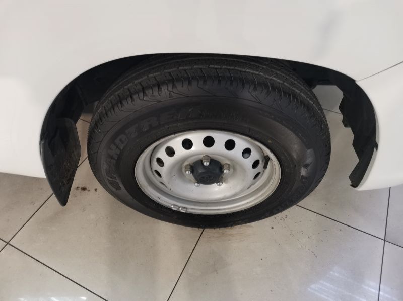 2020 Toyota Hilux 2.0 Vvti A/c P/u S/c pictures