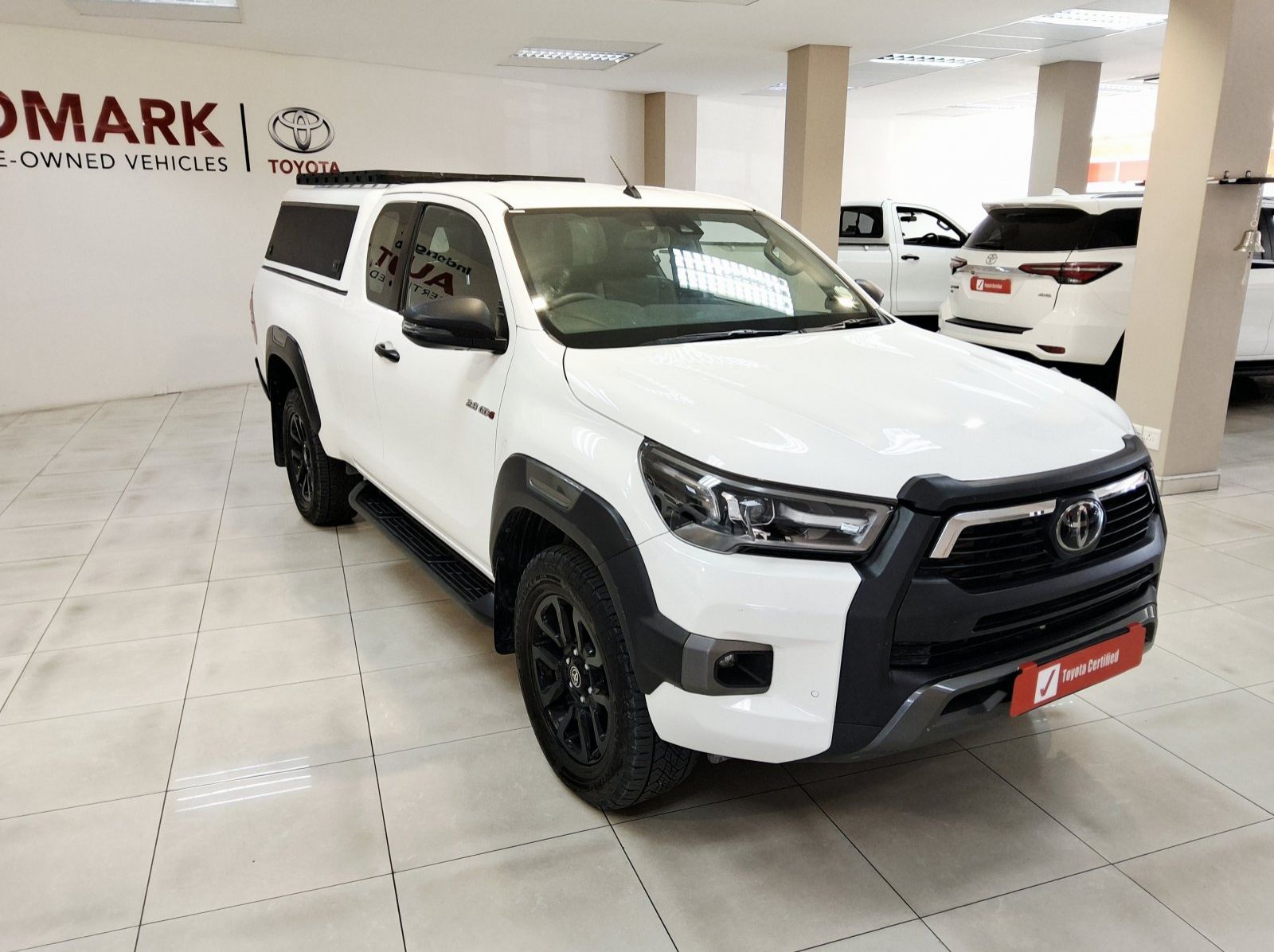 2024 Toyota HILUX 2.8 GD-6 RB LEGEND 4x4 A/T P/U EX/Cab pictures