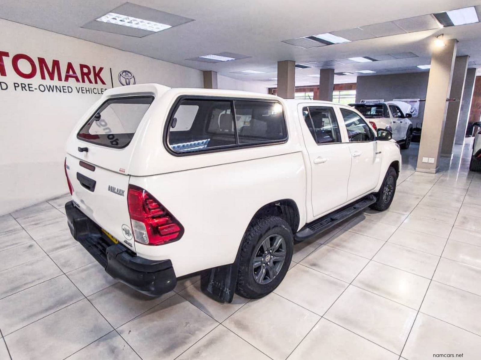2024 Toyota Hilux 2.4 Gd-6 Raider 4x4 A/t P/u D/c pictures