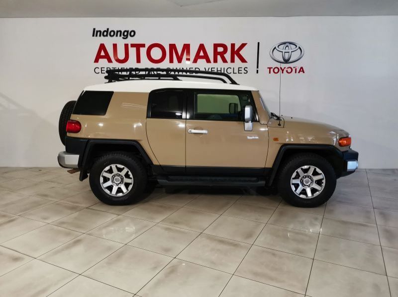 2016 Toyota Fj Cruiser 4.0 V6 Cruiser pictures