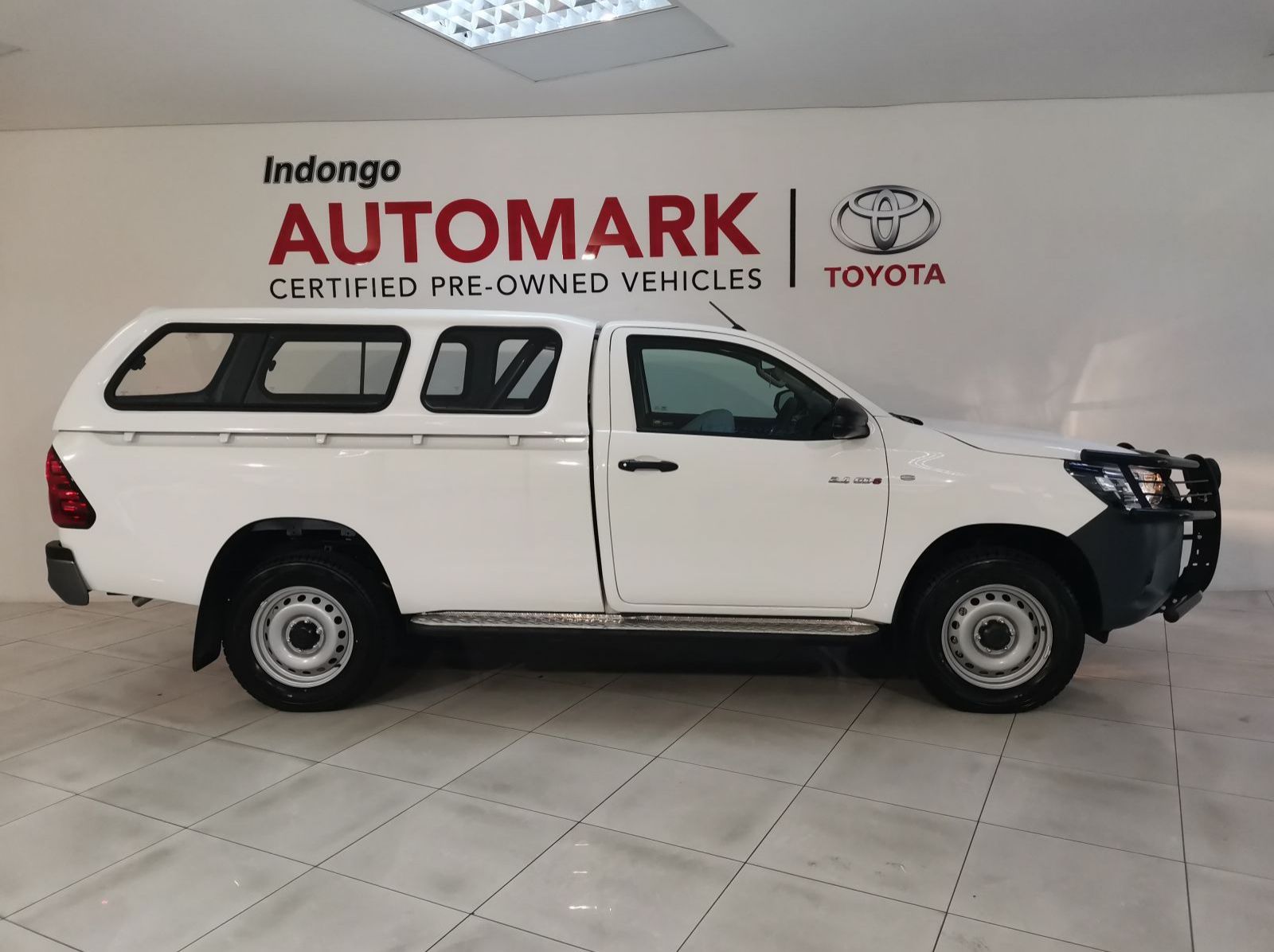 2024 Toyota Hilux 2.4 Gd-6 Sr 4x4 P/u S/c pictures