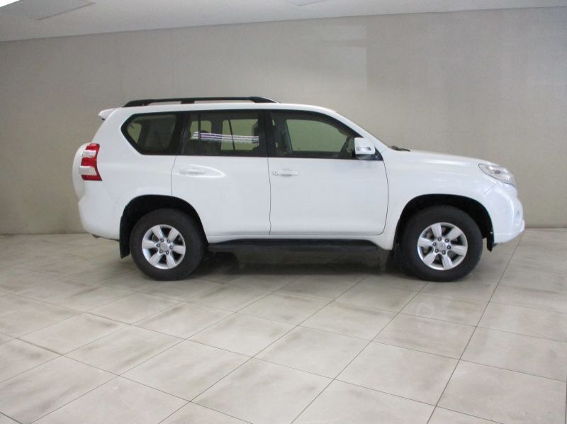 2010 Toyota PRADO pictures