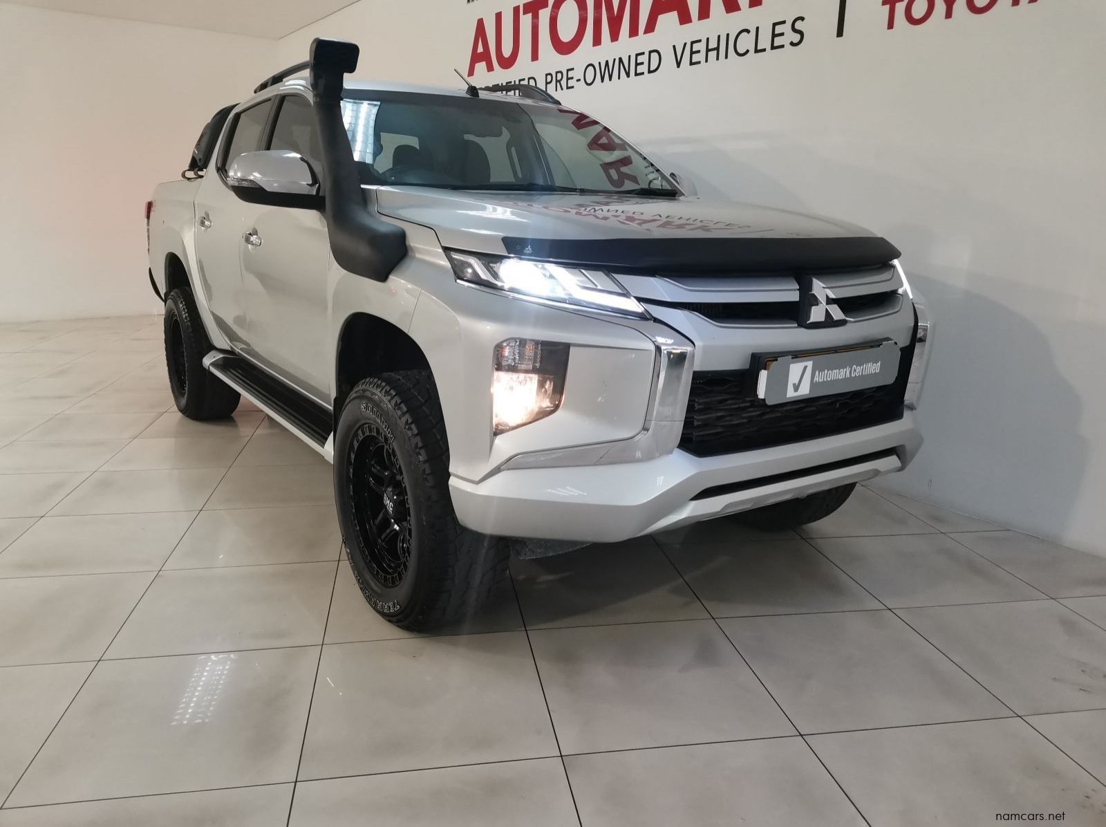 2022 Mitsubishi Triton 2.4 Di-dc 4x4 A/t P/u D/c pictures