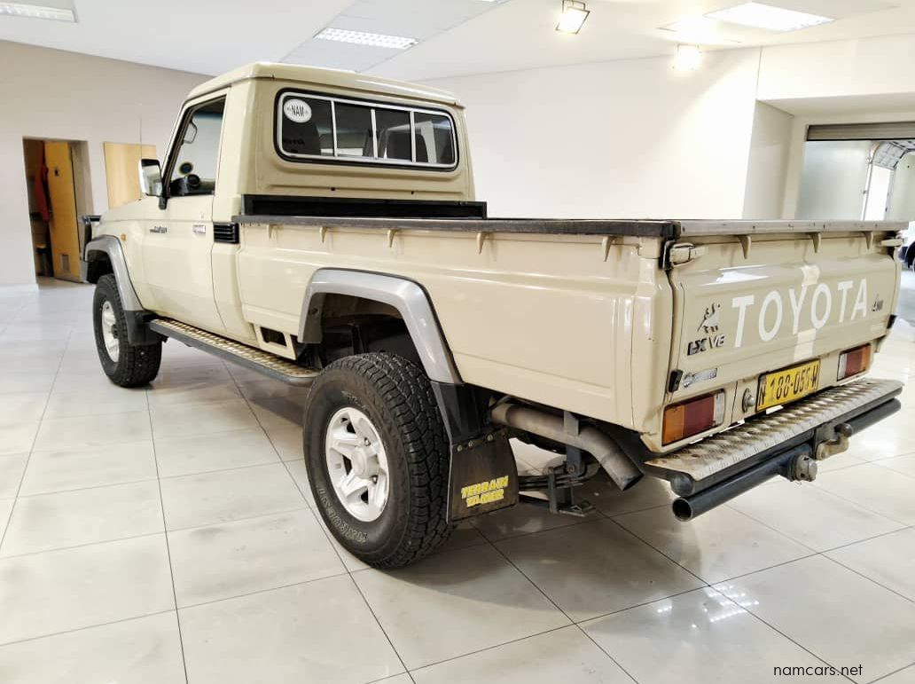 2016 Toyota Landcruiser 79 4.5d P/u S/c pictures