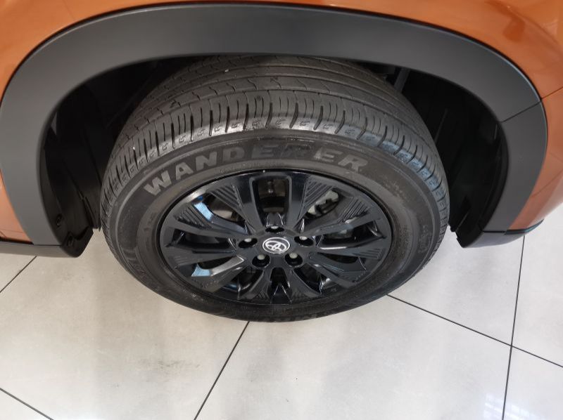 2022 Toyota Urban Cruiser 1.5 Xs A/t pictures