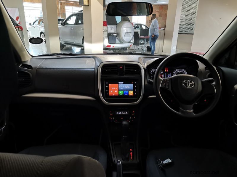 2022 Toyota Urban Cruiser 1.5 Xs A/t pictures