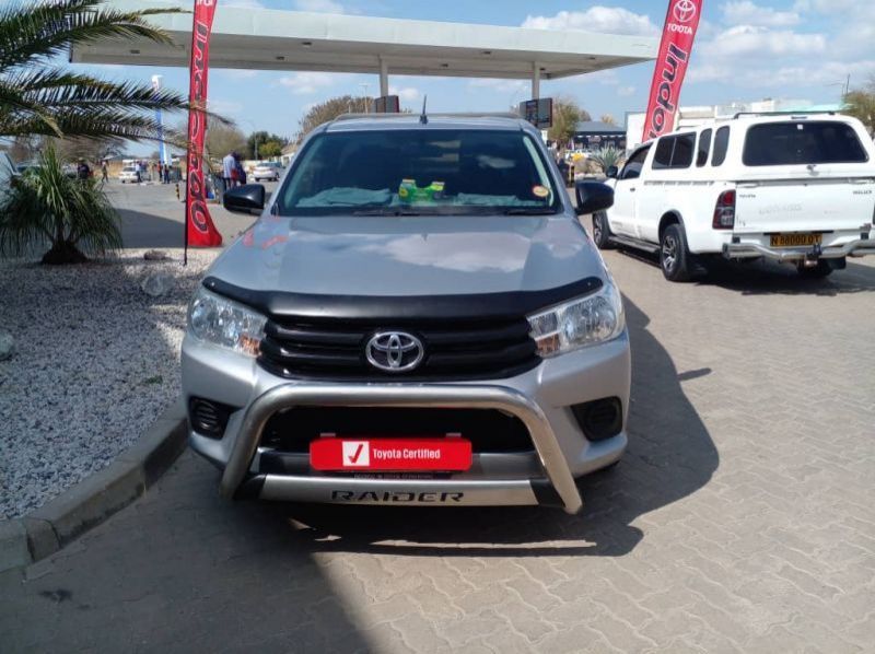 2020 Toyota HILUX SC 2.4GD P/U A/C pictures