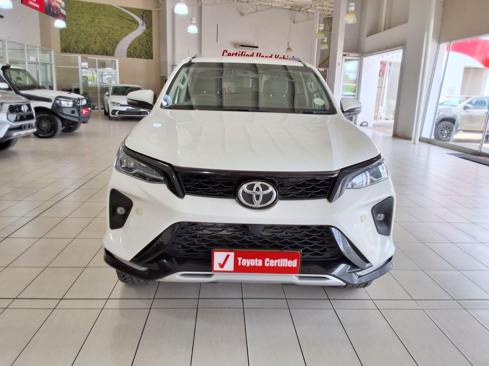 2024 Toyota Fortuner 2.4 GD6 4X4 AT pictures
