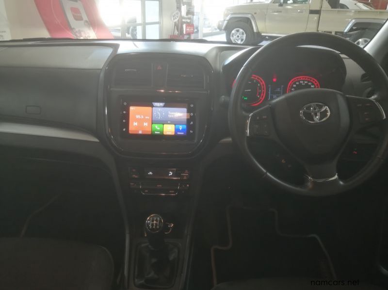 2022 Toyota Urban Cruiser 1.5 XR Manual pictures