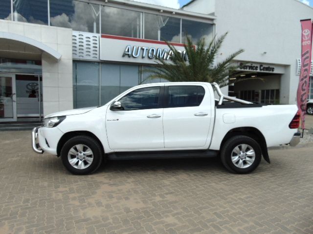2016 Toyota HILUX DC 2.8GD-6 4X4 RAIDERAT(W18) pictures