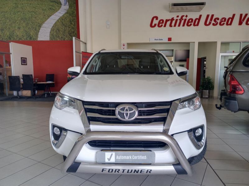 2019 Toyota Fortuner 2.4 GD6 4x4 AT pictures
