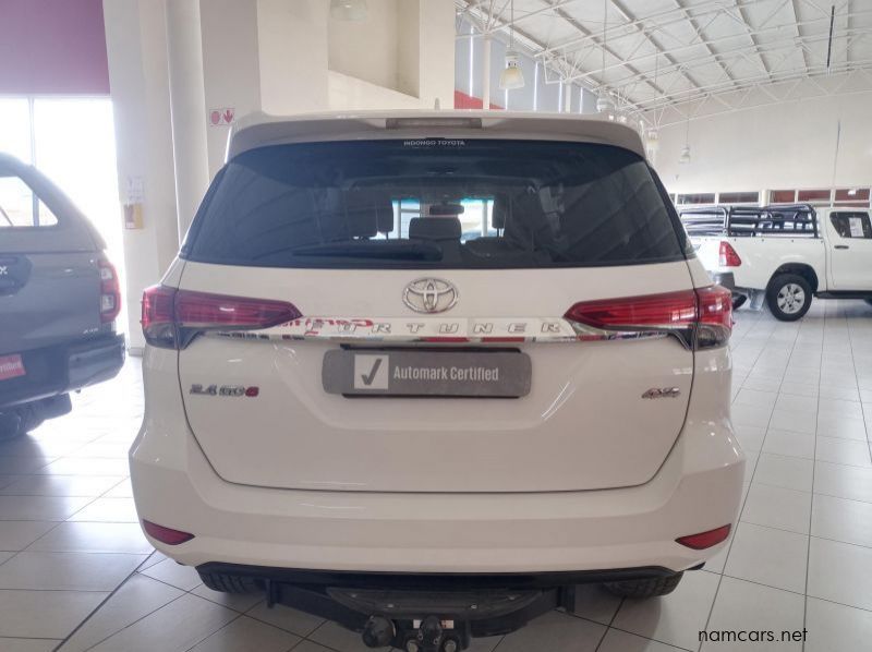 2019 Toyota Fortuner 2.4 GD6 4x4 AT pictures