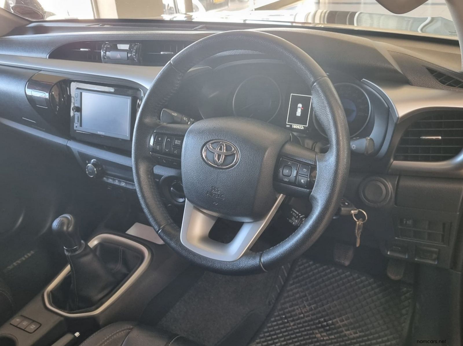 2016 Toyota Hilux DC 2.8 GD6 4x4 Raider Manual pictures
