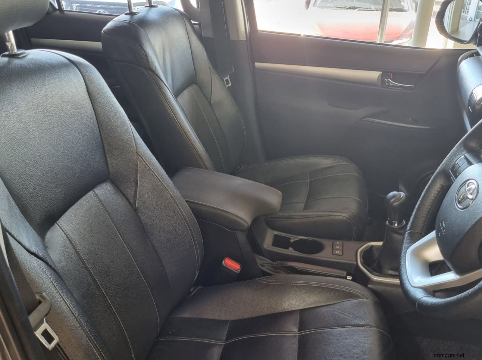 2016 Toyota Hilux DC 2.8 GD6 4x4 Raider Manual pictures