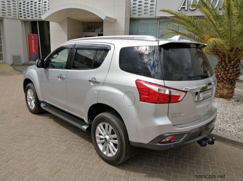 2019 Isuzu ISUZU MUX 3.0D 4X4 AT pictures