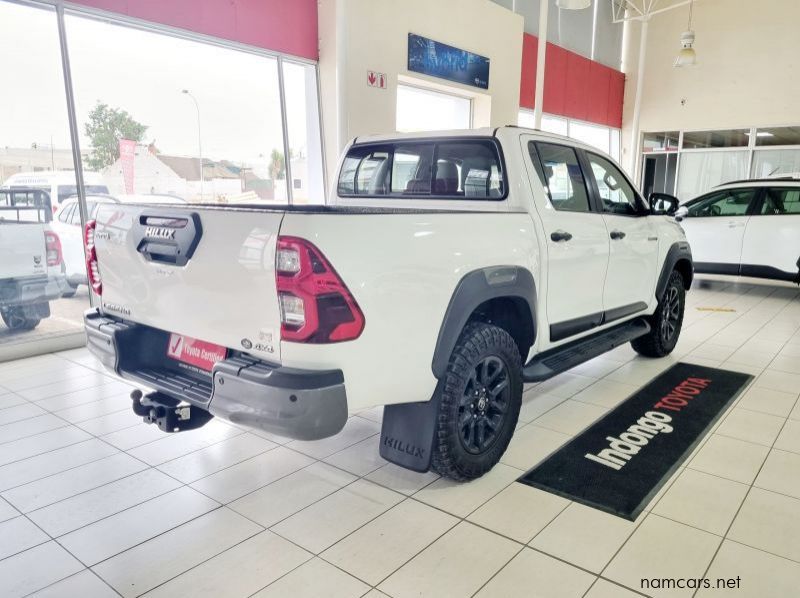 2021 Toyota Hilux Double Cab Hilux DC 2.8 4X4 LGD MT pictures