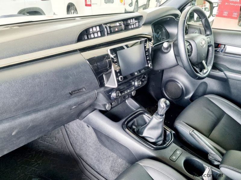 2021 Toyota Hilux Double Cab Hilux DC 2.8 4X4 LGD MT pictures